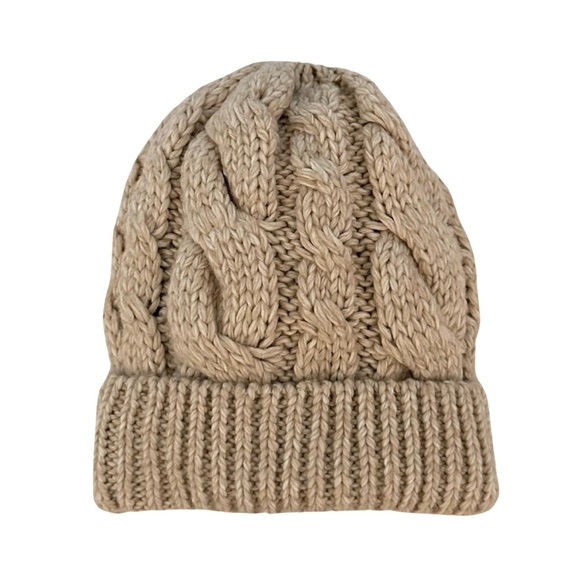 NWT Old Navy Beanie Cable Knit Oatmeal Beige Tan  One Size - Picture 1 of 6